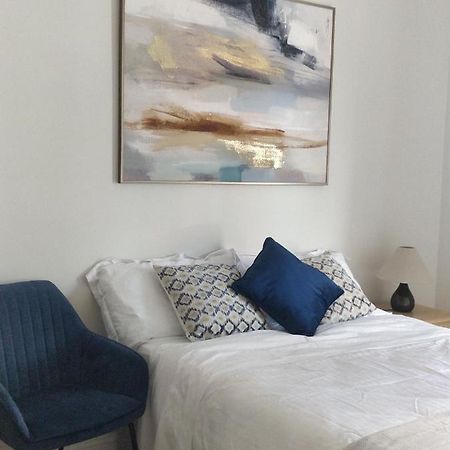 Salthill Village 3 Bed Apartment Голуэй Экстерьер фото